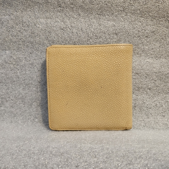 COPY - Chanel bifold wallet - Picture 2 of 16
